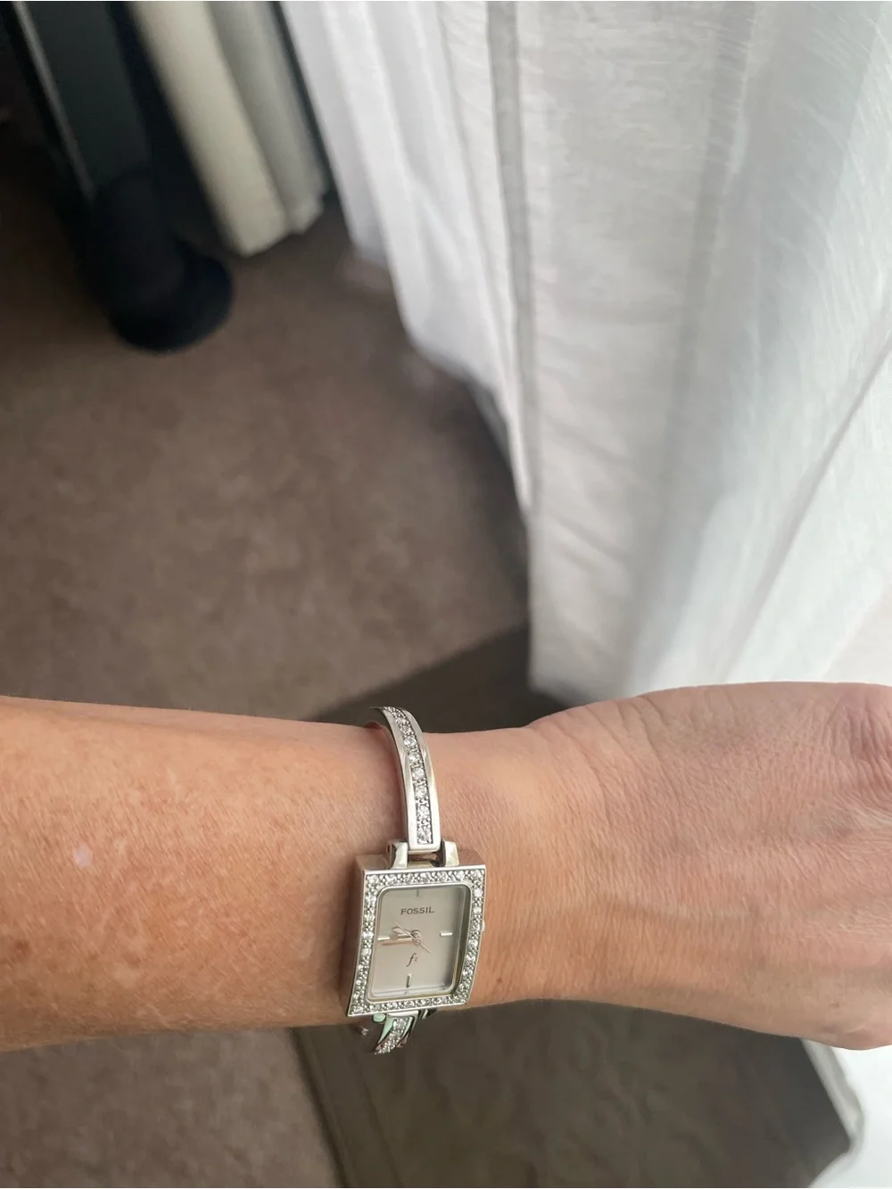 Women’s Fossil F2 Bling Rhinestone Bangle Bracelet Watch - RARE Elegant